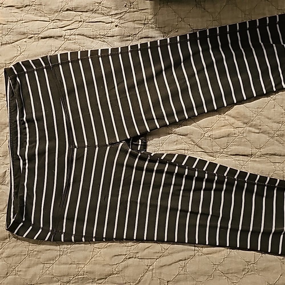Altheta small capris
